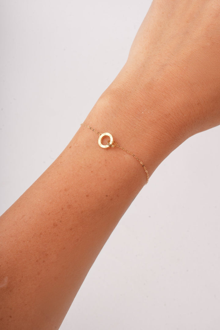 Iris Circle Gold Bracelet