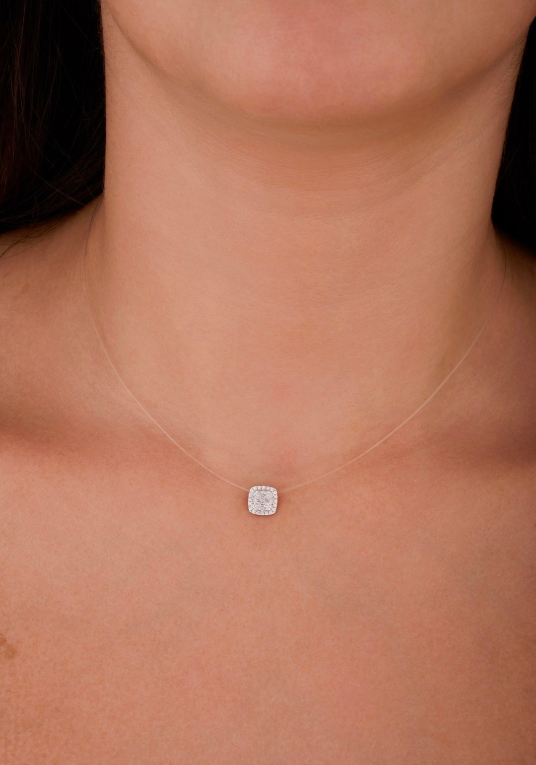 Floats curved square diamond necklace