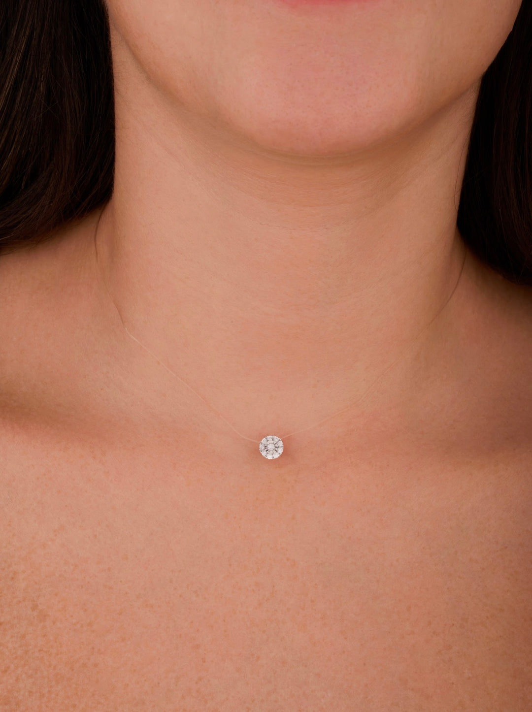 Floats circle diamond necklace