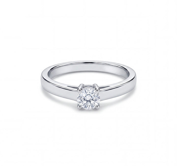 Classic stone white gold diamond ring