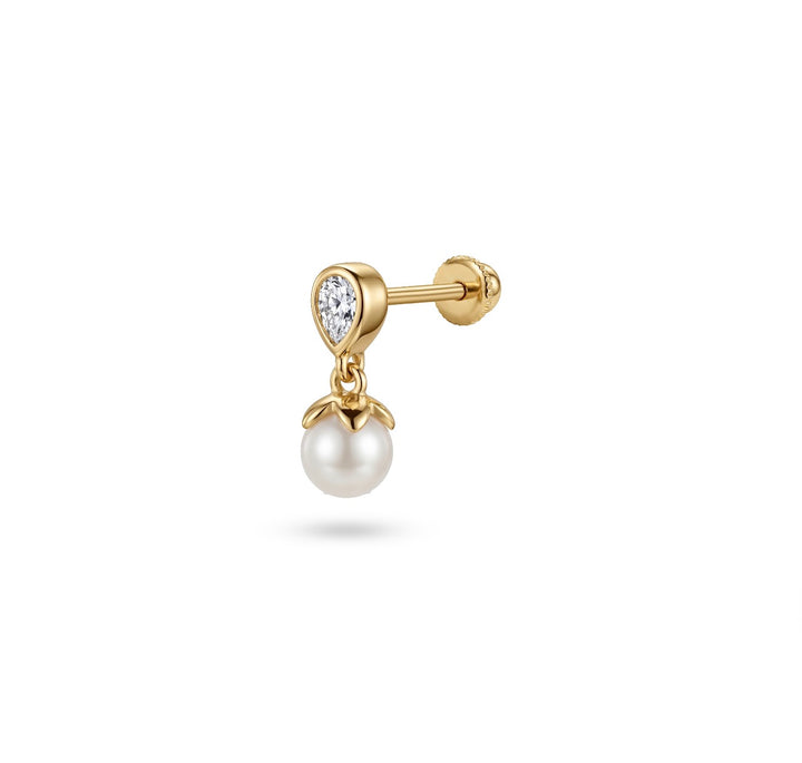 Iris pair with pearl ear piercing