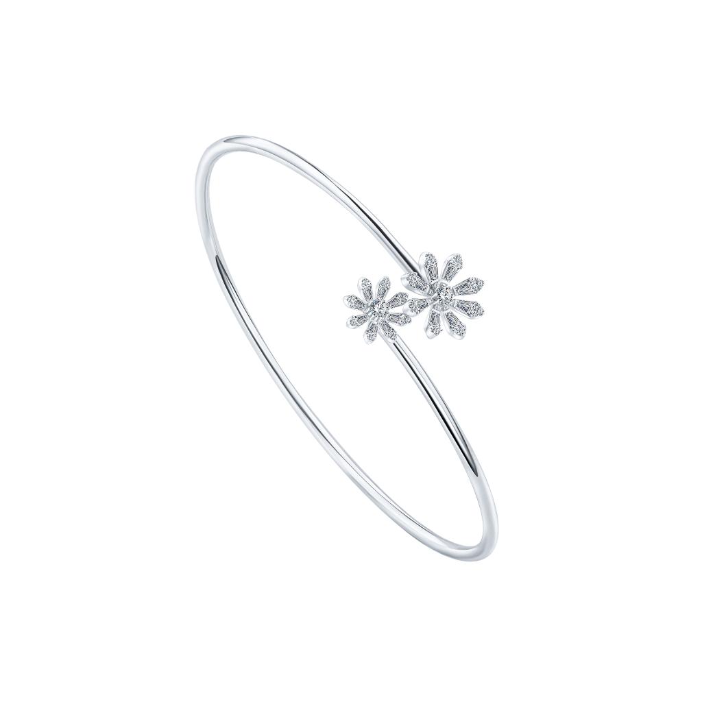 Trendy Slim Flower Flex Bangle