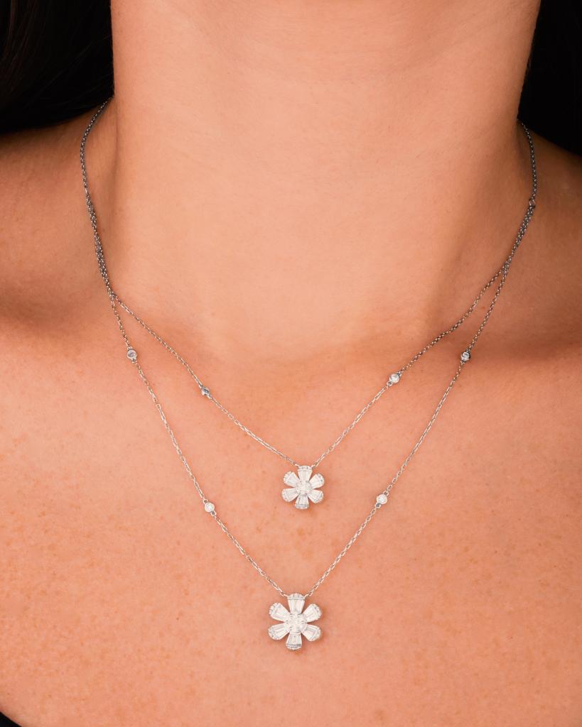 Trendy Double Flowers Diamond Necklace