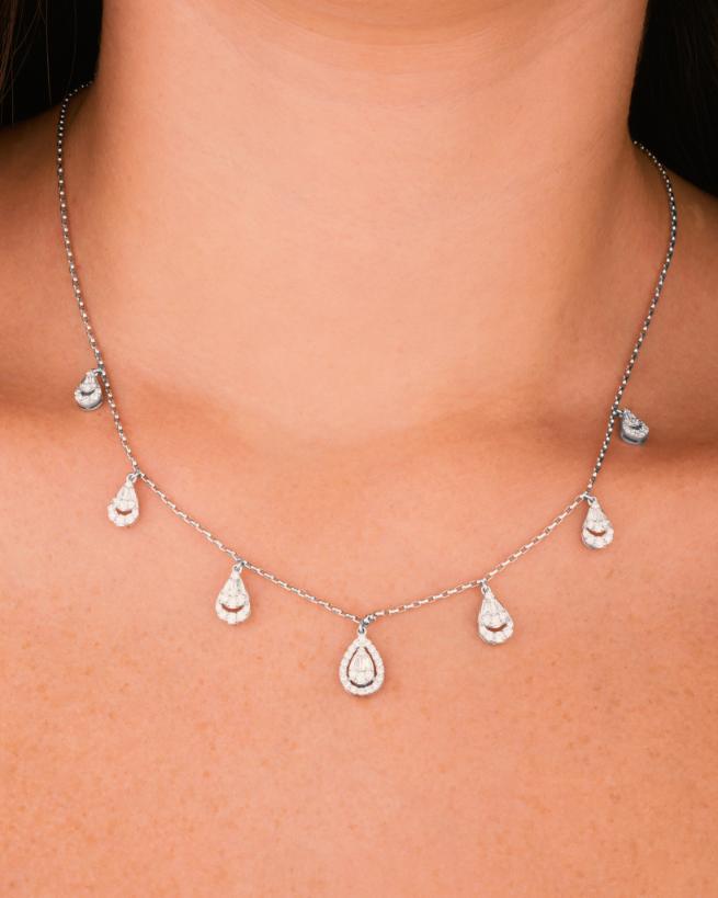Trendy Big Oval Diamond Necklace
