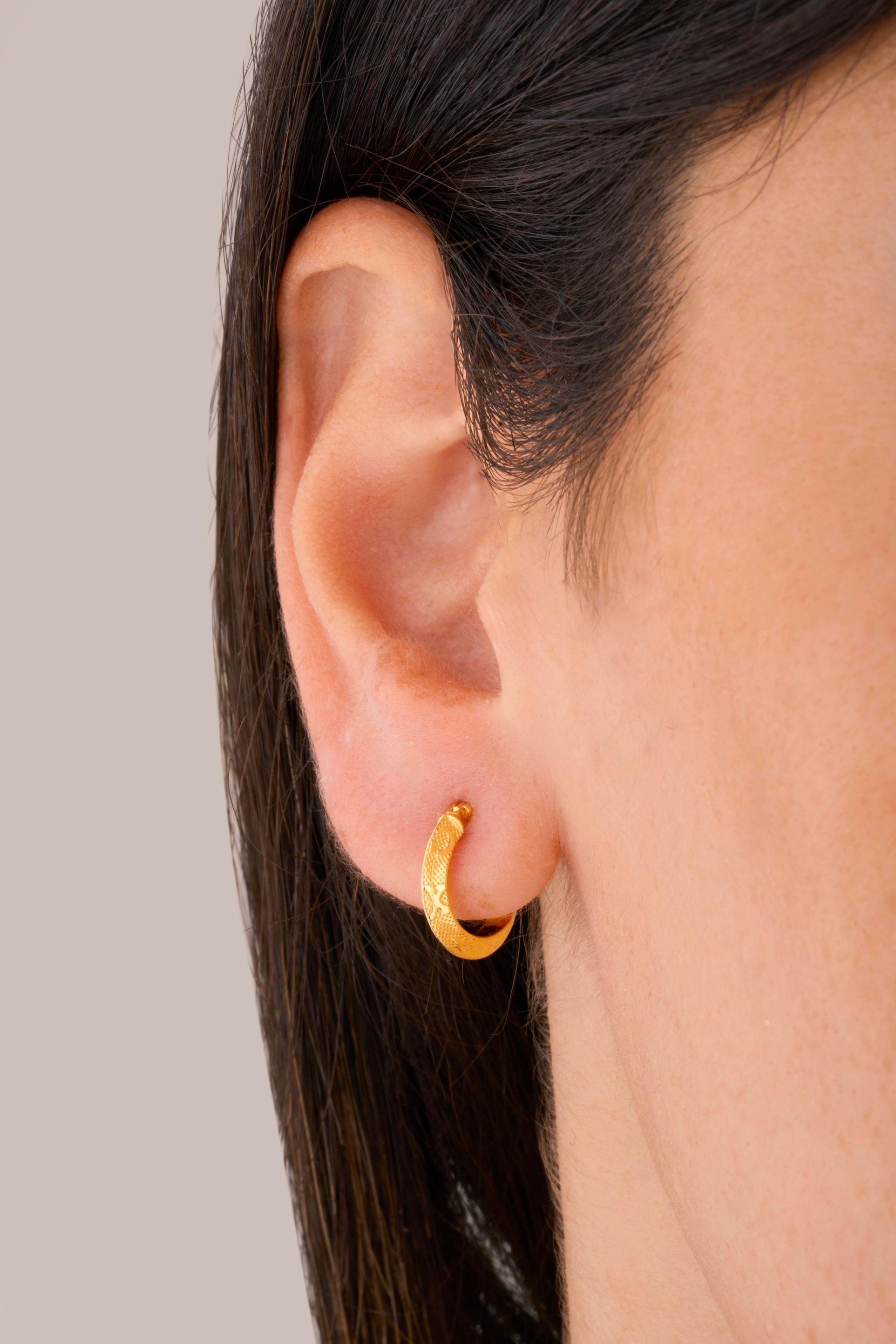 IRIS XO Gold Earring