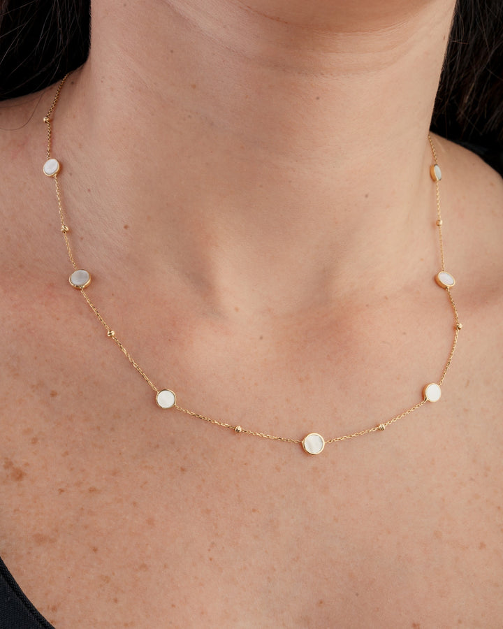 Eclat seven circles gold necklace
