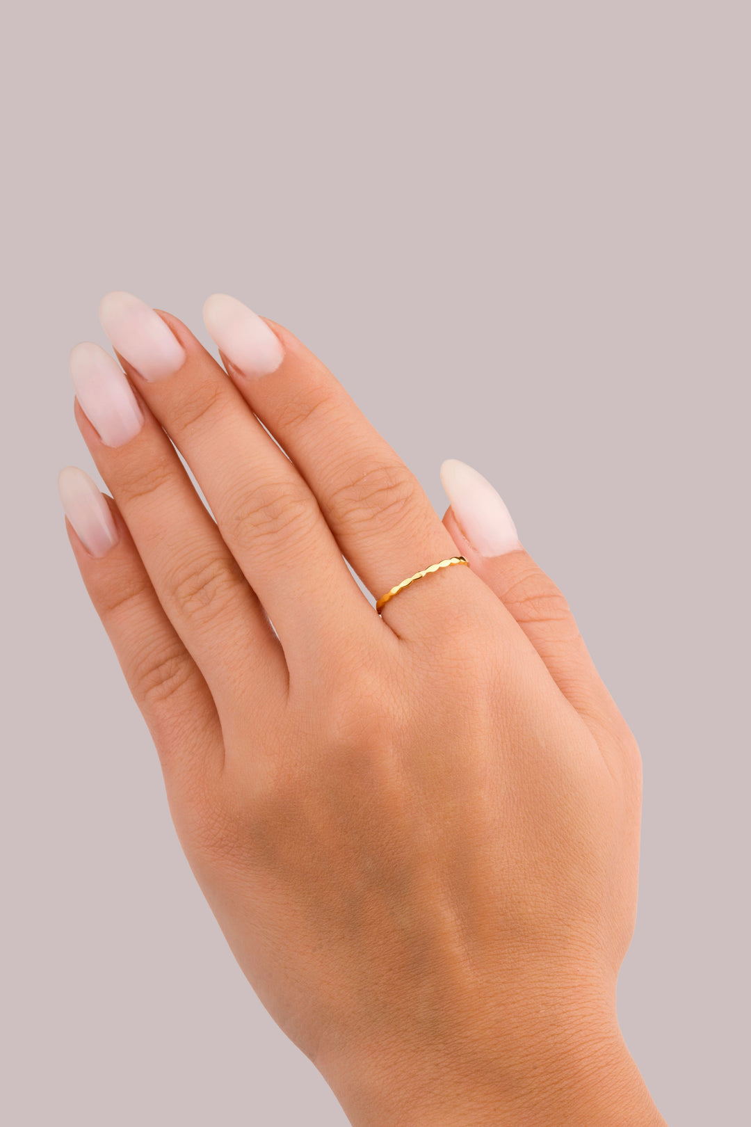 IRIS Flat Oval Gold Ring