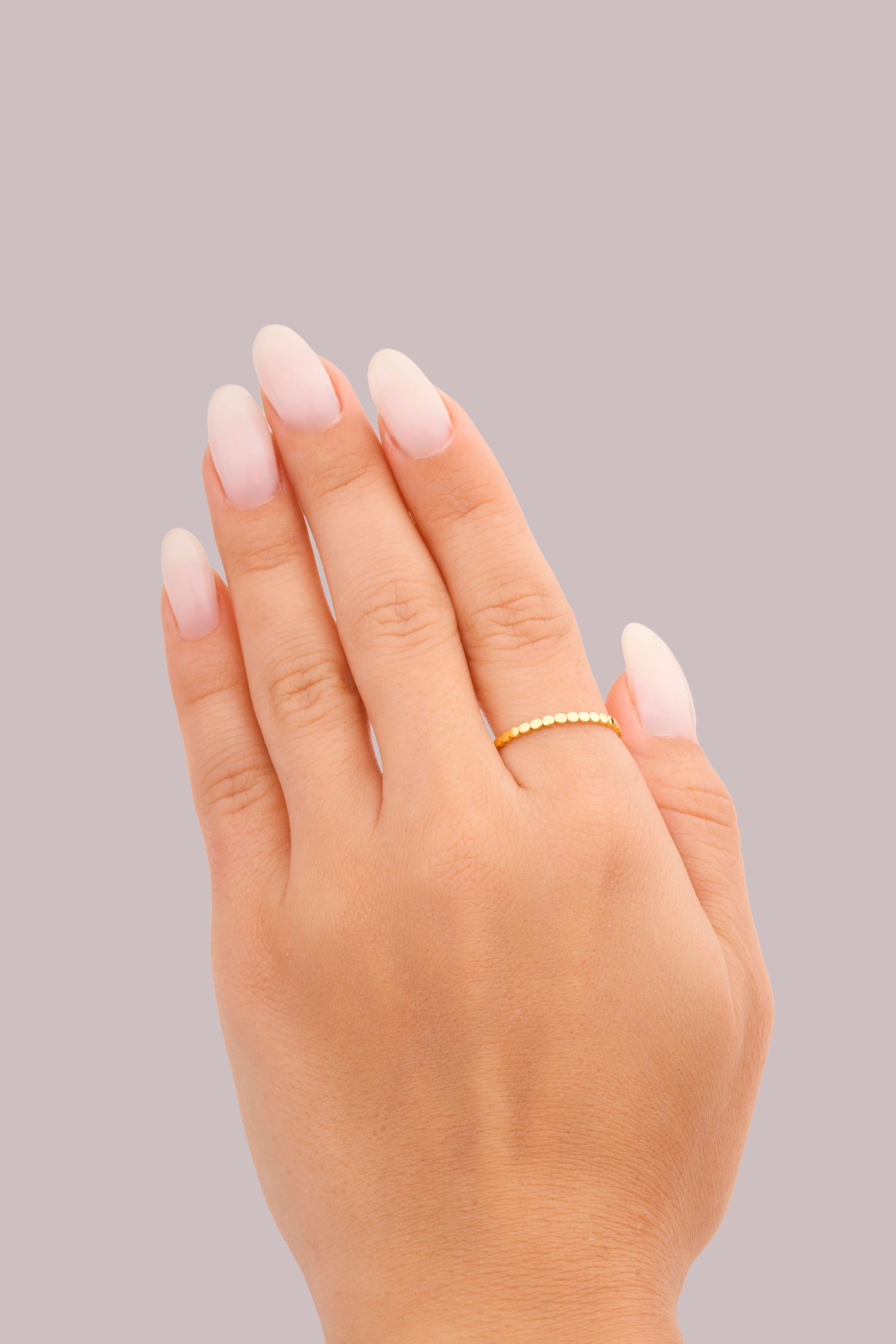 IRIS Half Connected Circles Gold Ring