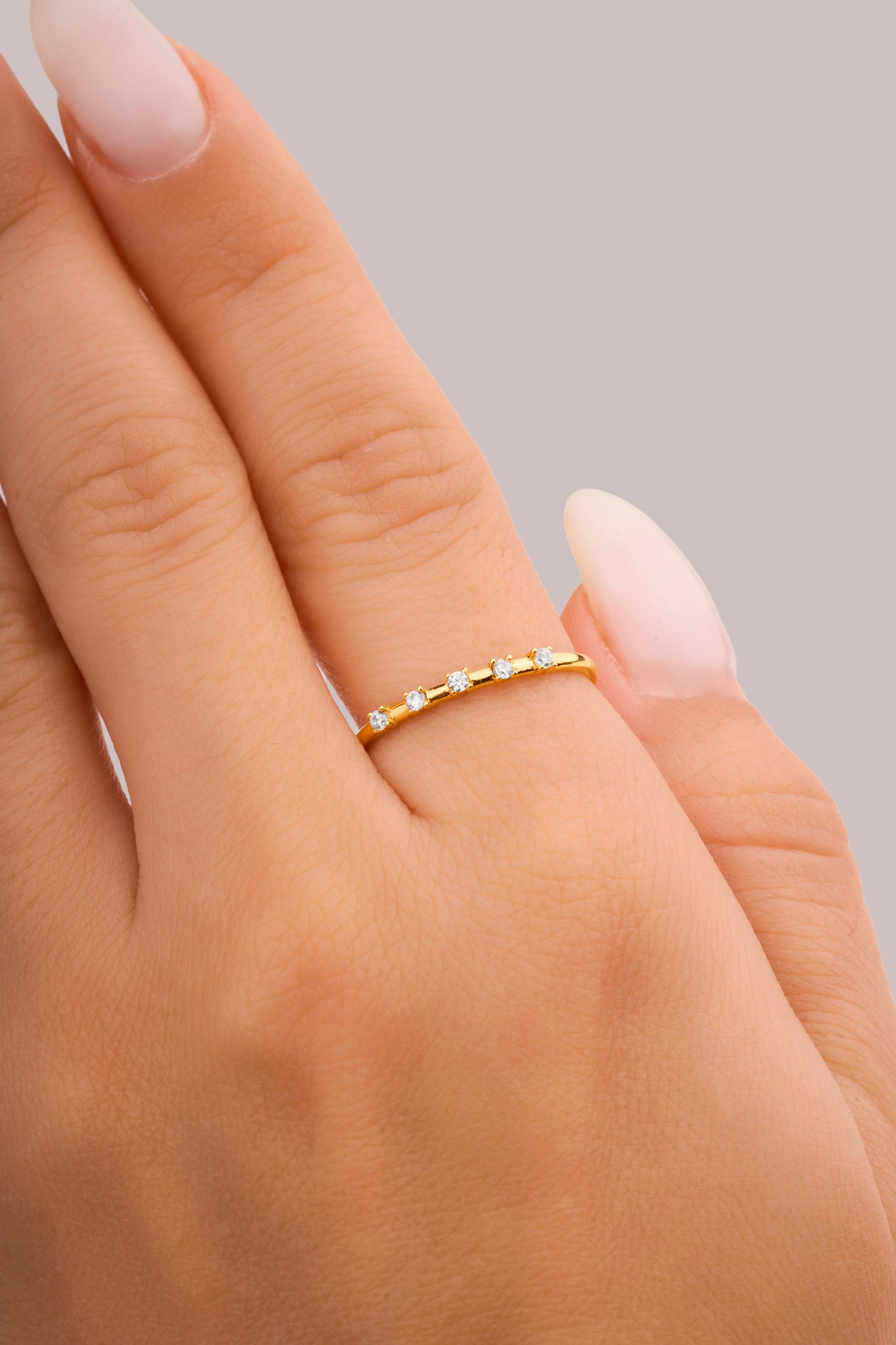 IRIS Five Stones Gold Ring