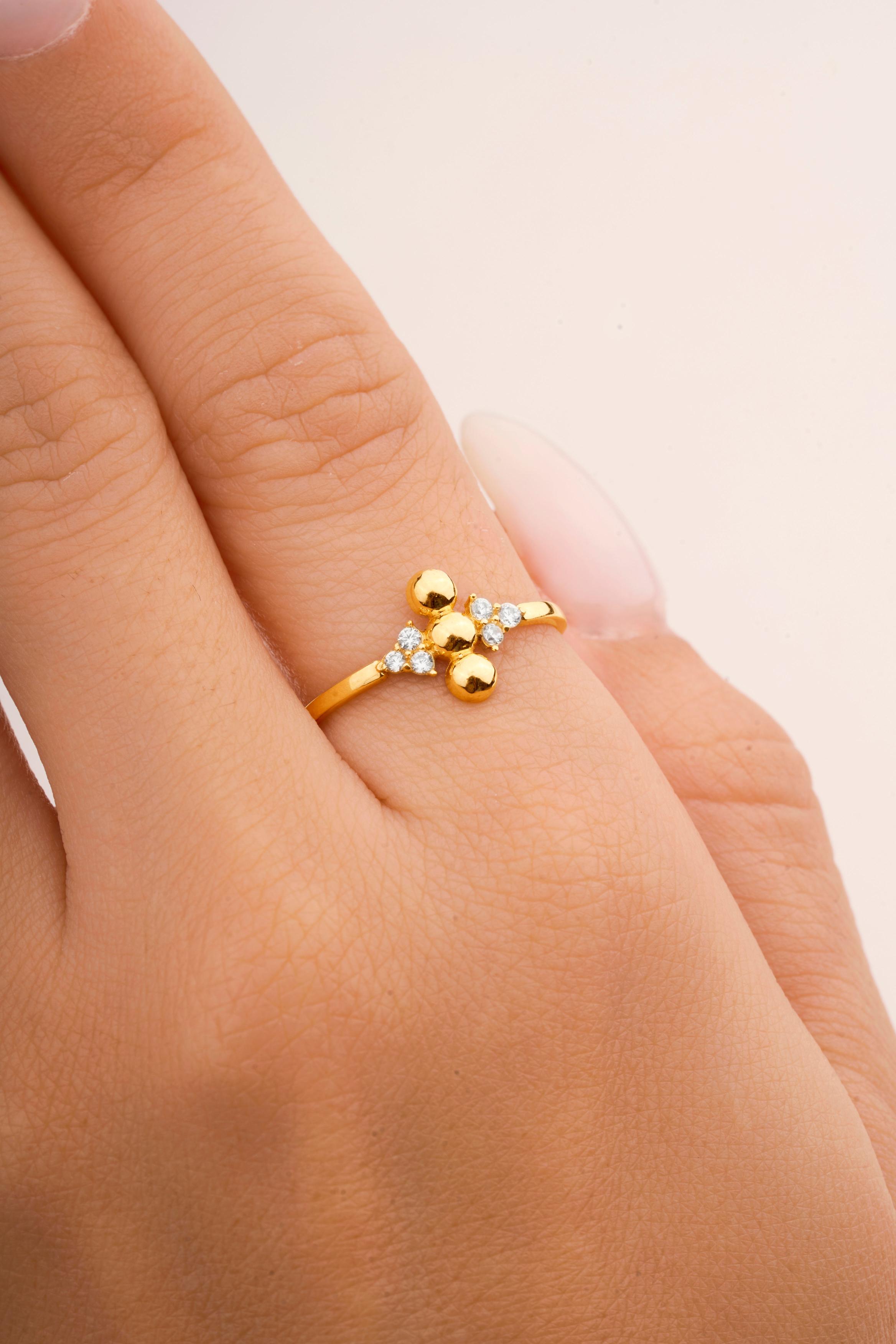 IRIS Attached Beads Gold Ring
