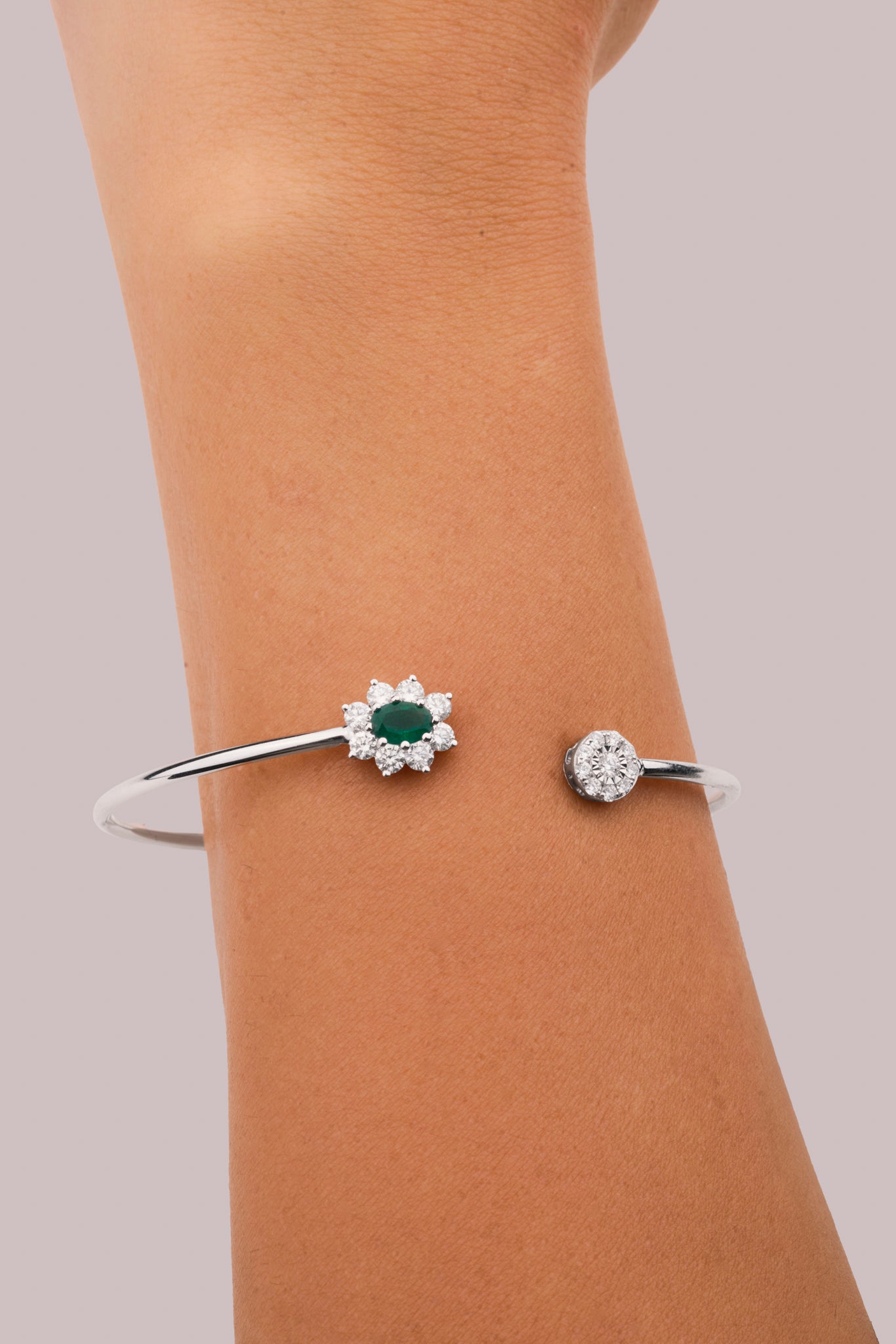 Diana Flex Emerald Bangle