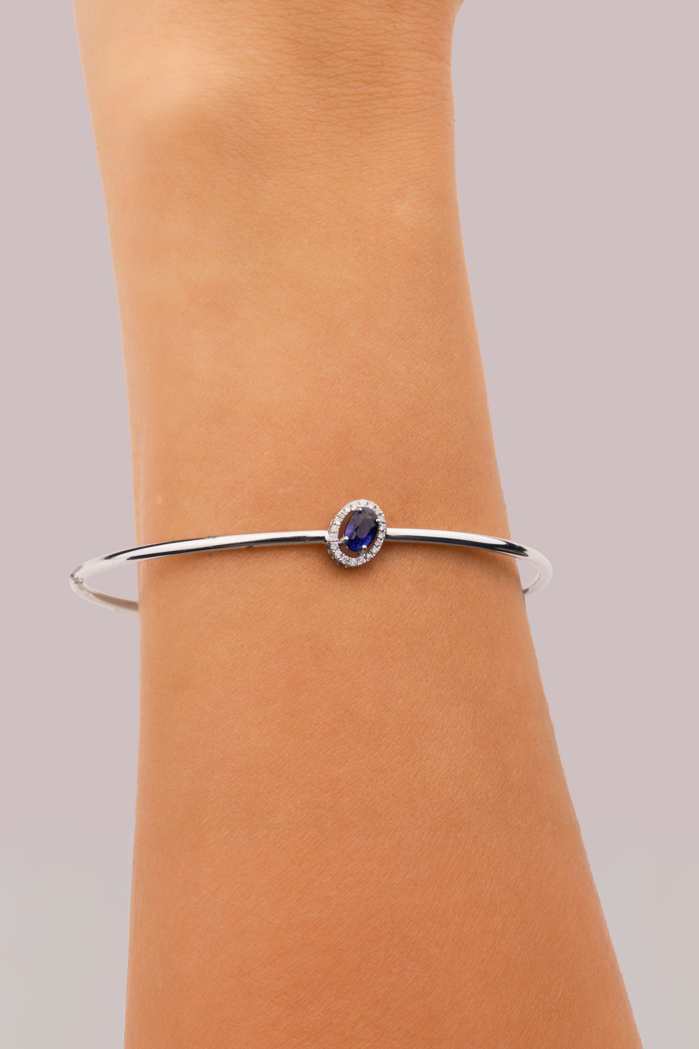 Diana Oval Sapphire Bangle