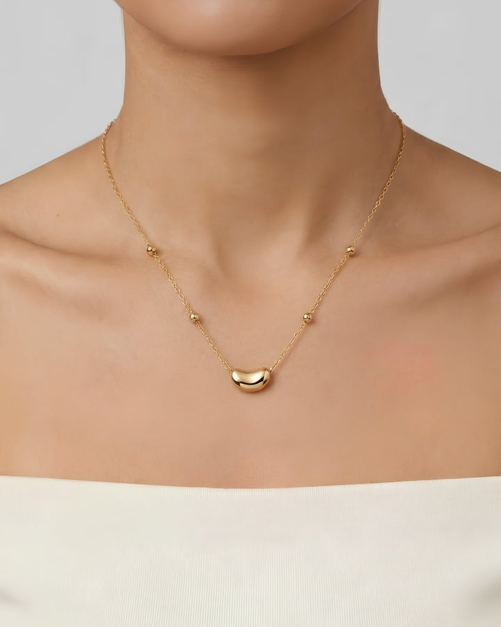 Iris Big Heart With Beads Gold Necklace